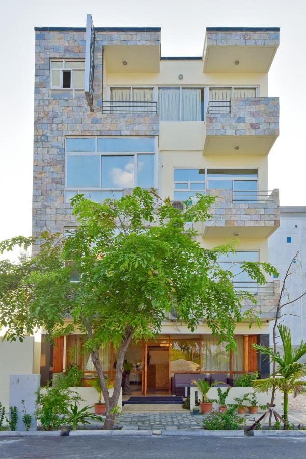Crystal Beach Inn Malé Extérieur photo
