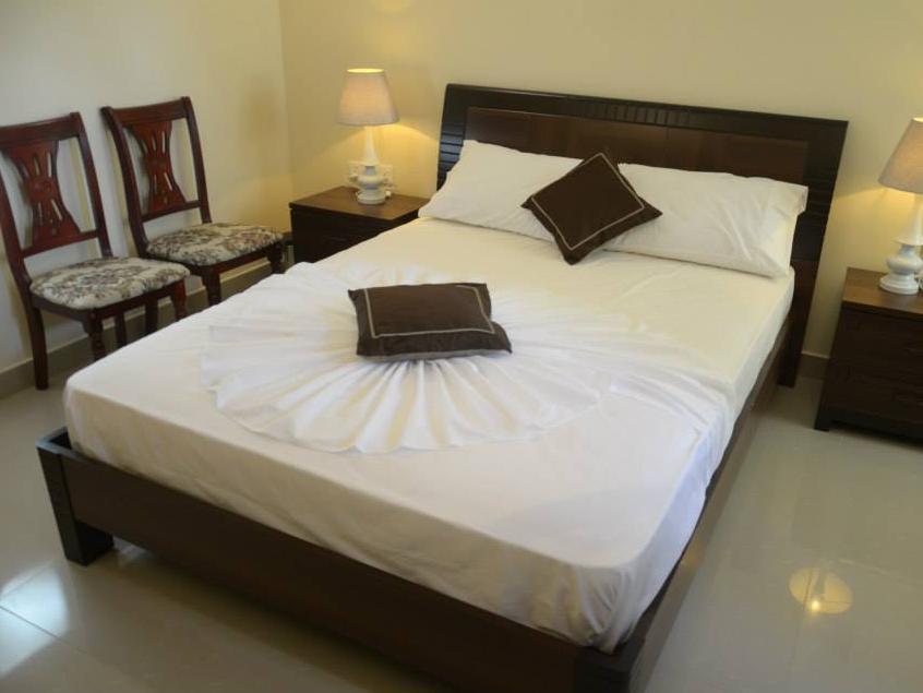 Crystal Beach Inn Malé Extérieur photo