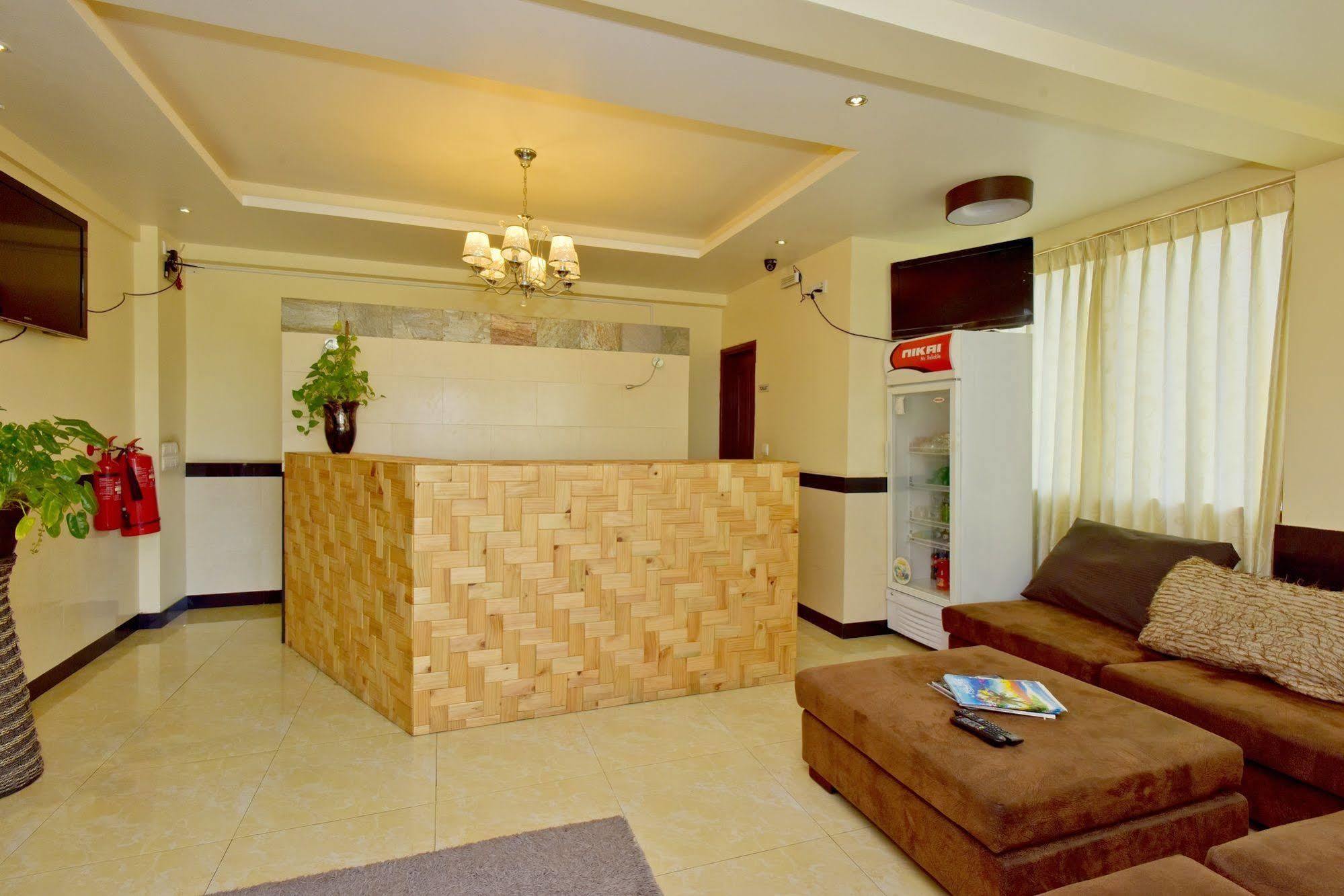 Crystal Beach Inn Malé Extérieur photo